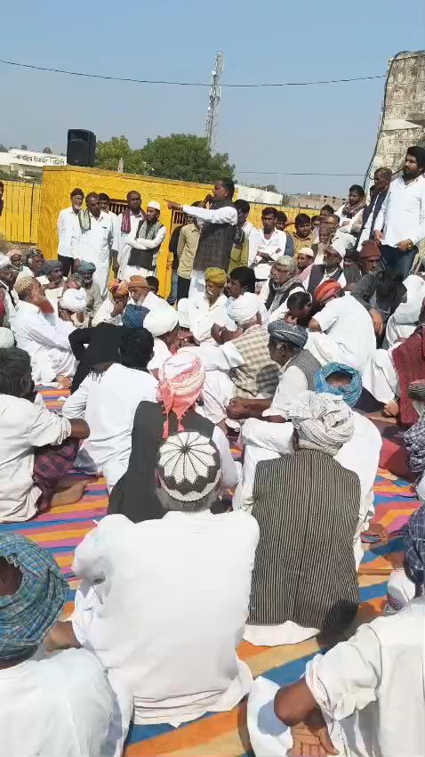 सेड़वा मतदान सूची से मतदाताओं के नाम हटाने के विरुद्ध में विशाल धरना प्रदर्शन  - गुणेशा राम भील