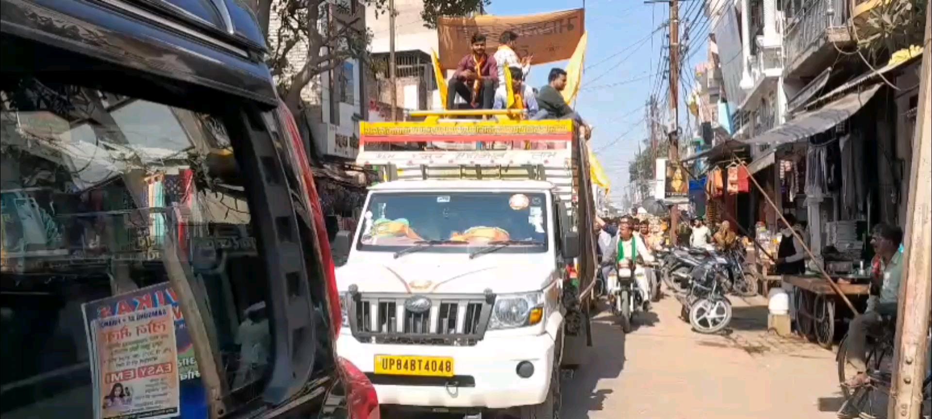 मैनपुरी-करहल हिंदू सम्मेलनों के लिए भव्य बाइक रैली निकाली गईं ।